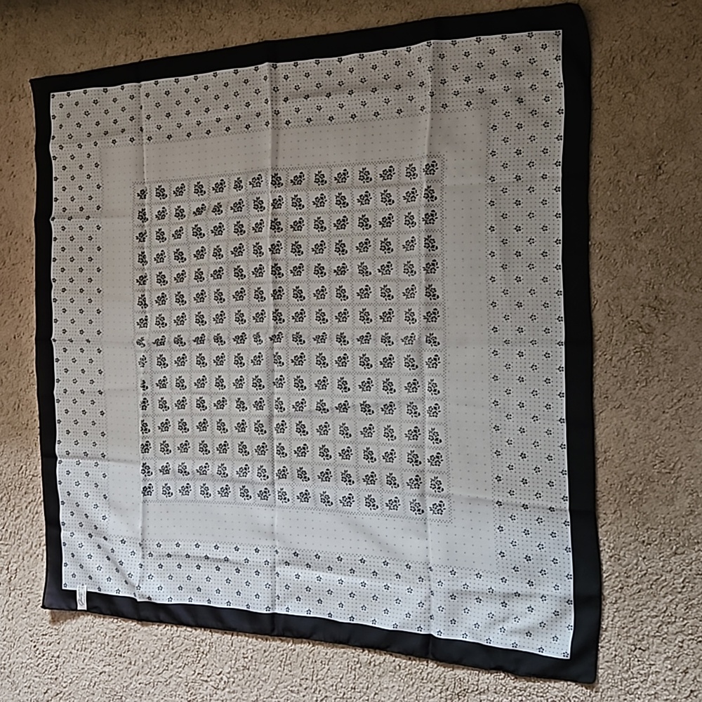 Glentex Floral Black & White Vintage Square Scarf